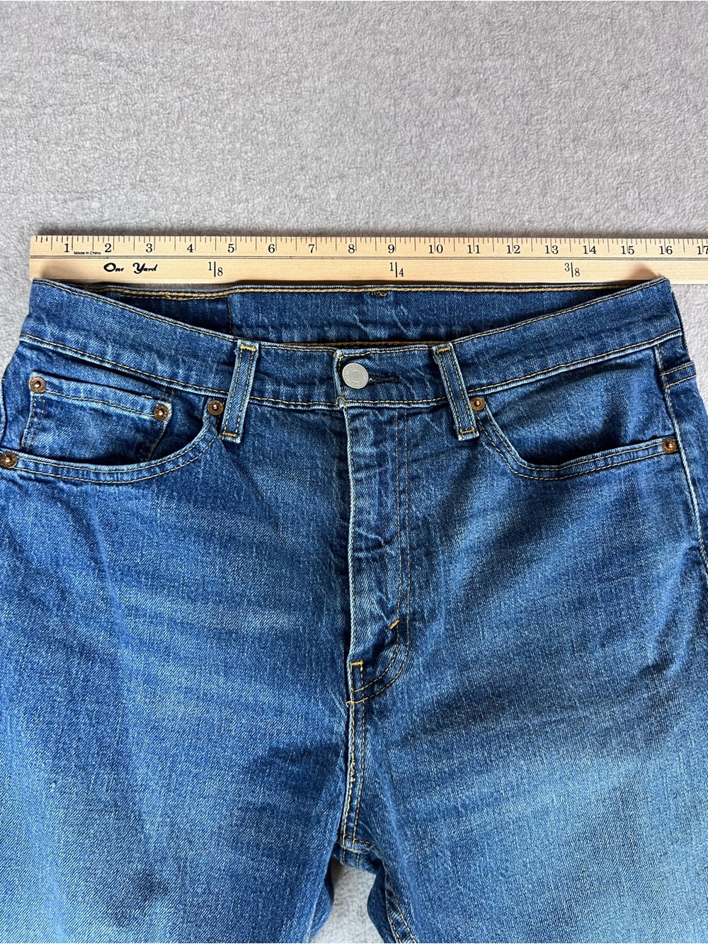 Levi’s Men’s Jeans 505 Classic Blue Straight Fit Size 32 Everyday Staple - Picture 5 of 12